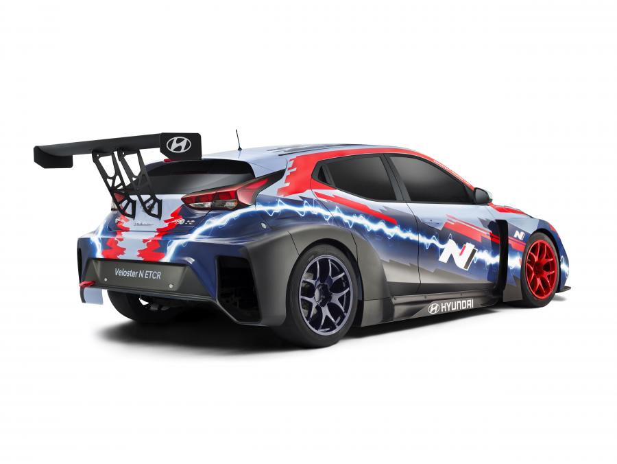  Hyundai Veloster N ETCR 2019 года  (фото 2 из 15)